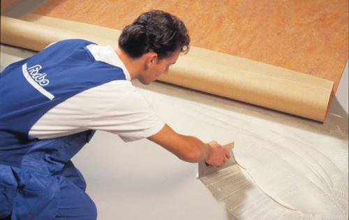 Какие плюсы и минусы наливного пола под линолеум. Наливной пол под линолеум: как выбрать