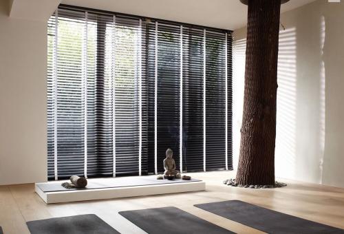 Как выбрать идеальные рулонные шторы для ваших окон: советы и рекомендации 07 Как выбрать идеальные рулонные шторы для ваших окон: советы и рекомендации 07