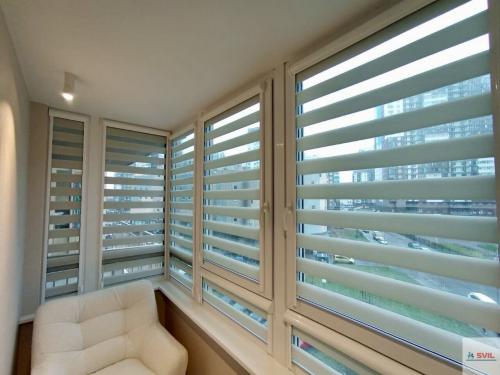 Как выбрать идеальные рулонные шторы для ваших окон: советы и рекомендации 01 Как выбрать идеальные рулонные шторы для ваших окон: советы и рекомендации 01