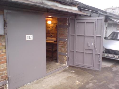 Распашные гаражные ворота своими руками чертежи. Распашные ворота для гаража своими руками: производство и монтаж