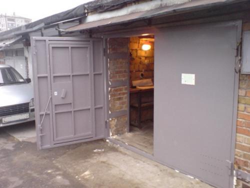 Как сварить гаражные ворота из уголка. Металлические ворота для гаража: общая информация