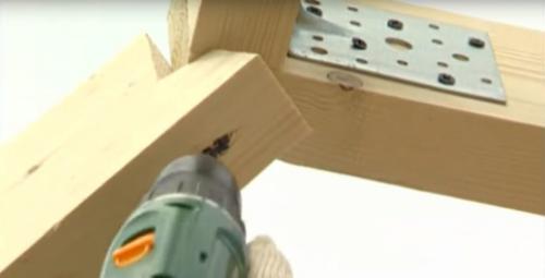 Как сделать вальмовую крышу для беседки своими руками. Возведение четырёхскатной шатровой крыши