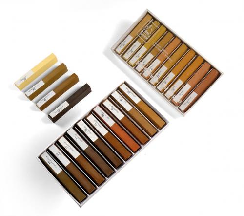 Можно ли отремонтировать или восстановить напольное покрытие, если оно повреждено. 7 способов заделать сколы и царапины на ламинате, или как спасти поврежденное покрытие своими руками