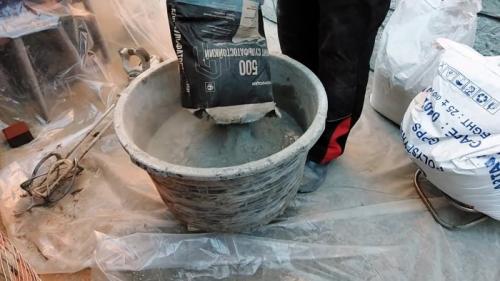 Пропорции цемента и песка для штукатурки стен на улице. Процесс замешивания цементной штукатурки