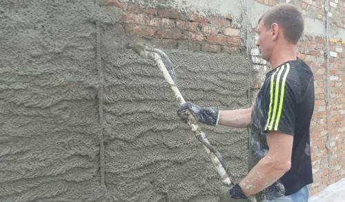 Штукатурка стен цементом. Штукатурка стен цементно песчаным раствором – функции штукатурки и правила нанесения