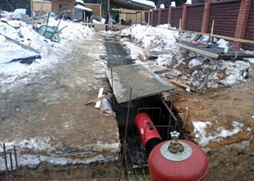 Заливка бетона зимой с добавками. Как получить качественный бетон зимой
