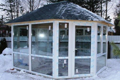 Как построить беседку на даче. Выбор материала