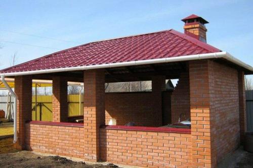 Как построить беседку на даче. Выбор материала