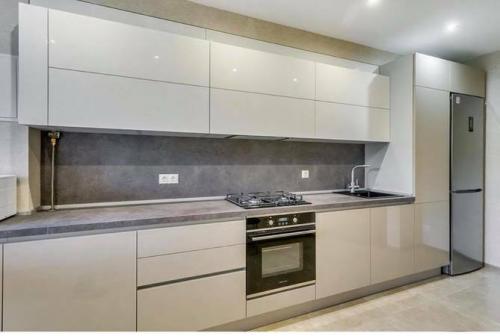 Заголовок 1: Как отполировать деревянный пол: простой способ получить блестящий эффект 07