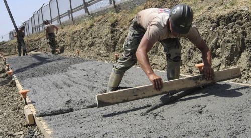 Заливка бетона при мину.  Минимальная температура для заливки бетона