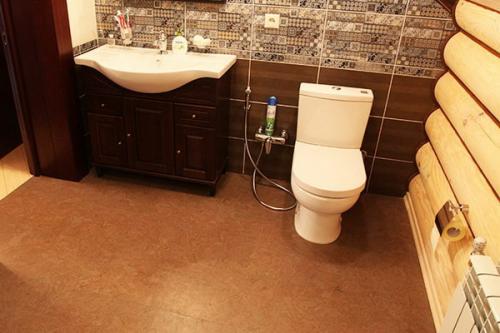 Пробковое покрытие для стен в ванной. Пробковые покрытия в ванной комнате: преимущества, фото, уход