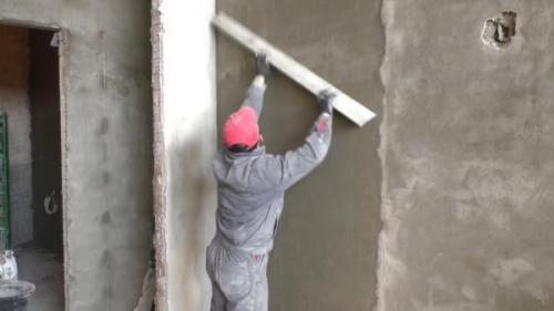 Что делать, если раствор для штукатурки получился слишком густым или жидким. Что будет если разбавить водой густую смесь для штукатурки