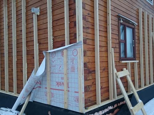 Как утеплить дом из бруса снаружи своими руками. Утепление дома из бруса снаружи
