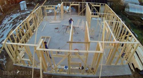 Монтаж тёплого водяного пола на бетонную стяжку. Необходимая толщина стяжки под водяной теплый пол 08 Монтаж тёплого водяного пола на бетонную стяжку. Необходимая толщина стяжки под водяной теплый пол 08