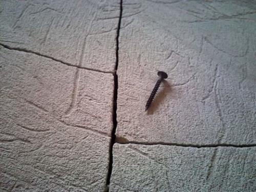 Смесь для стяжки пола в гараже. Выравнивающая стяжка на черновые бетонные полы