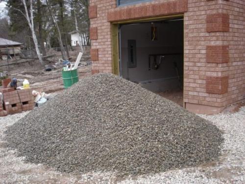 Стяжка пола в гараже. Технология заливки пола в гараже бетоном 12 Стяжка пола в гараже. Технология заливки пола в гараже бетоном 12