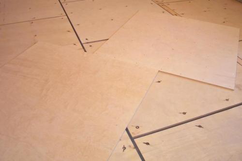 Фанера на деревянный пол: как стильно оформить ваше помещение 02 Фанера на деревянный пол: как стильно оформить ваше помещение 02