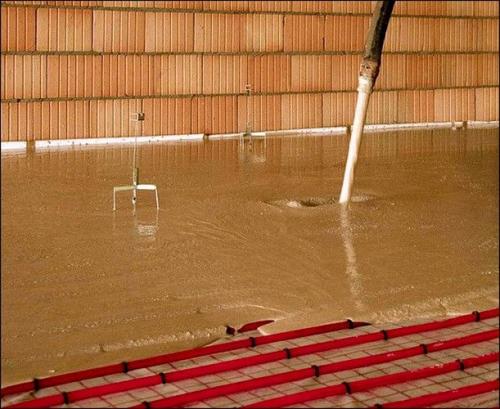 Толщина стяжки теплого пола 10 см. Что влияет на необходимую толщину слоя бетона