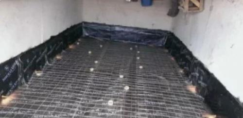 Какую марку бетона выбрать для заливки пола в гараже. Бетон, какой марки нужен для заливки пола в гараже