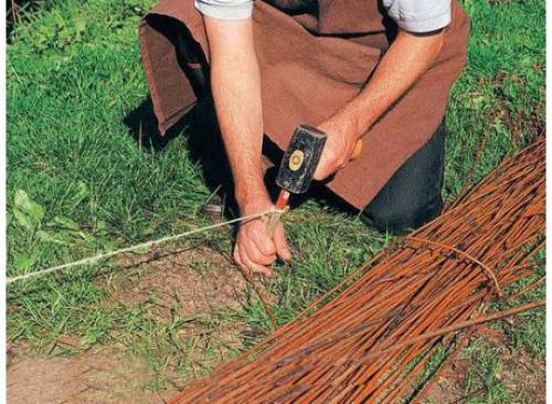 Толщина стяжки под автомобиль. Бетонирование площадки под автомобиль, технология, советы по устройству