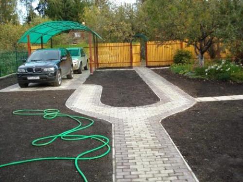 Толщина стяжки под автомобиль. Бетонирование площадки под автомобиль, технология, советы по устройству