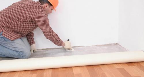 Как настелить линолеум на бетонный пол. Технология укладки линолеума на бетонный пол 03 Как настелить линолеум на бетонный пол. Технология укладки линолеума на бетонный пол 03