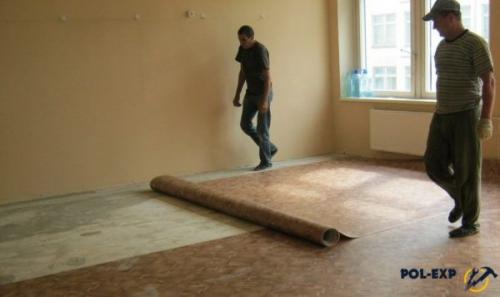 Нужно ли приклеивать линолеум к бетонному полу. Стоит ли приклеивать?