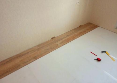 Укладка ламината для новичков. Как уложить ламинат своими руками: основные правила и нюансы!