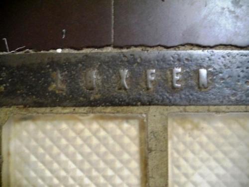 Стеклоблоки. Почему в СССР были популярны стеклоблоки?