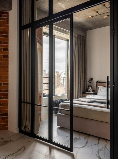 Как построить стену из стеклянных блоков. Стеклянные блоки для создания перегородок 04 Как построить стену из стеклянных блоков. Стеклянные блоки для создания перегородок 04