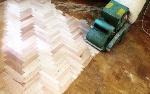 Укладка ламината на неровный деревянный пол. Устранение перепадов высоты