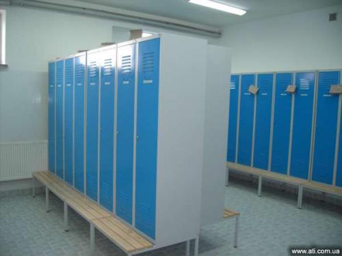 Шкафчики для раздевалок размеры. Преимущества и недостатки