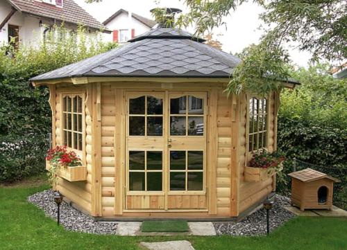 Шестиугольная беседка из металла. Виды конструкций и варианты дизайна