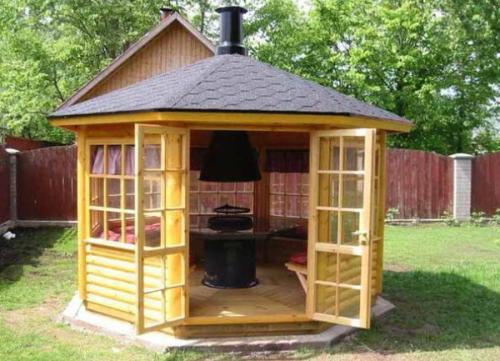 Шестиугольная беседка из металла. Виды конструкций и варианты дизайна