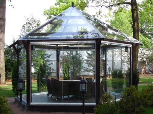 Шестиугольная беседка из металла. Виды конструкций и варианты дизайна