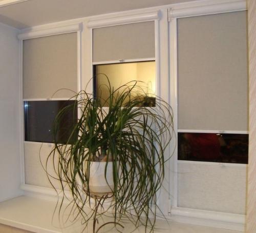 Установка рулонных штор открытого типа на окно 13