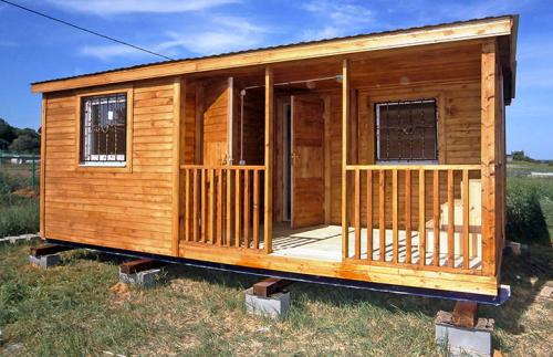 Сколько стоит построить небольшой дом. Постройки для временного проживания