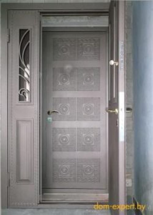 Утепление дверной коробки монтажной пеной. Как металлическую дверь сделать теплой?