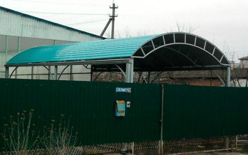 Навес из профнастила за 30 тысяч рублей. Навес из профнастила 07