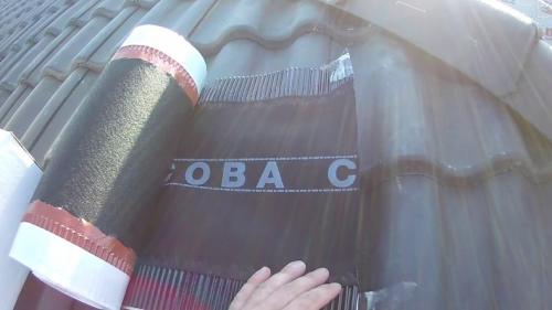 Уплотнитель под конек профнастила. Как выбрать уплотнитель под конёк кровли: советы, какой лучше для обеспечения вентиляции под кровлей, свойства материала и нюансы монтажа