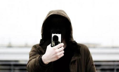 Какие функции могут быть включены в скрытую камеру. Как вести скрытую съемку на смартфон при помощи функций камеры Android