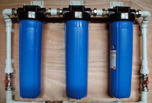 Как произвести монтаж магистрального фильтра воды.. Этап монтажа 04