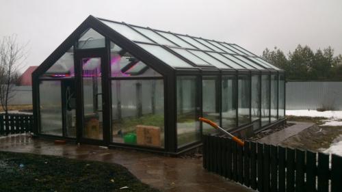 Теплица из дерева и стекла своими руками. Теплицы из стекла, ПВХ и алюминиевого профиля (90 фото): тонкости изготовления на дачном участке стеклянной теплицы своими руками