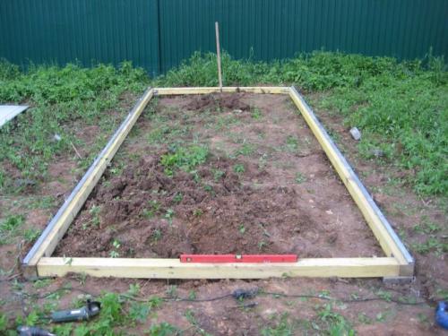 Теплица своими руками из профильной трубы. Фундамент для теплицы