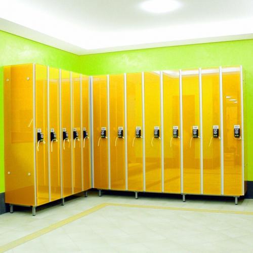 Какие факторы следует учитывать при выборе шкафчиков для раздевалки в Калининграде. Как правильно выбирать и размещать