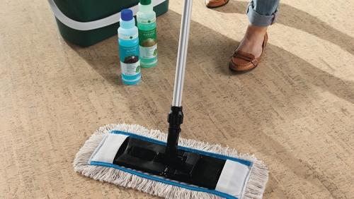 Как правильно нанести лак на пробковый пол: простой способ 10 Как правильно нанести лак на пробковый пол: простой способ 10