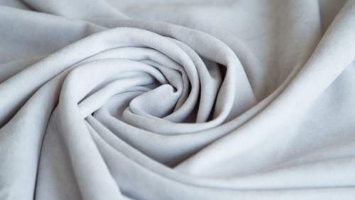 Какие преимущества имеют обычные шторы. Как выбрать идеальные шторы для вашего дома. В чем преимущества различных видов тканевых штор?