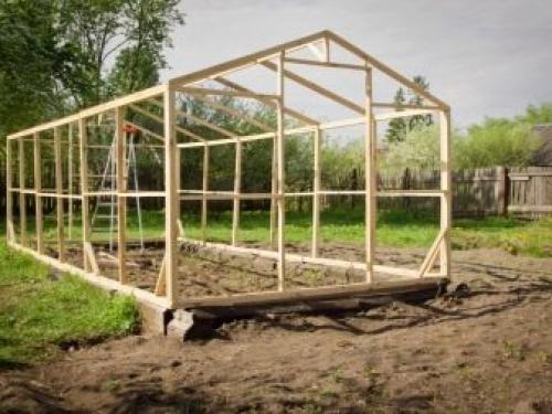 10 способов сделать теплицу своими руками. Виды и этапы строительства теплиц 05