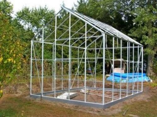 Односкатная теплица из поликарбоната своими руками. Простейшая модель парника 27 Односкатная теплица из поликарбоната своими руками. Простейшая модель парника 27