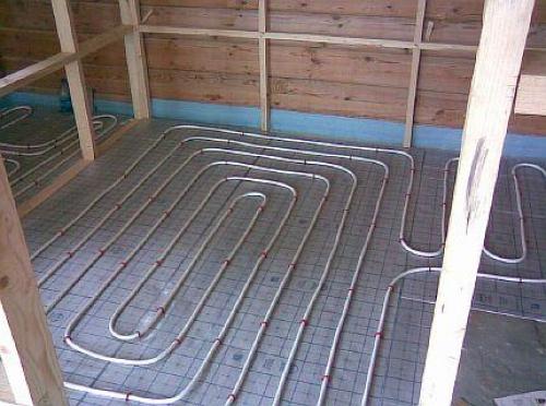 Что больше расходует газа теплый пол или батареи. Тёплый пол или батареи, что лучше в частном доме?